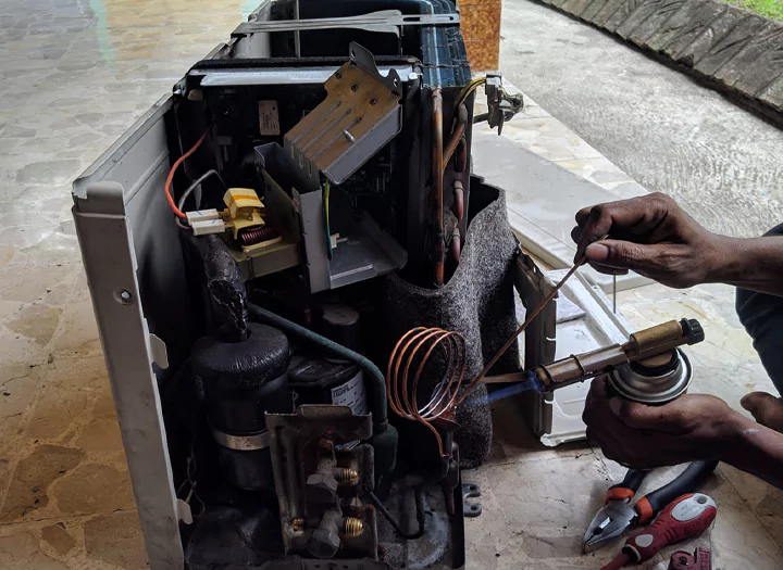 Perbaikan Service AC Bangil